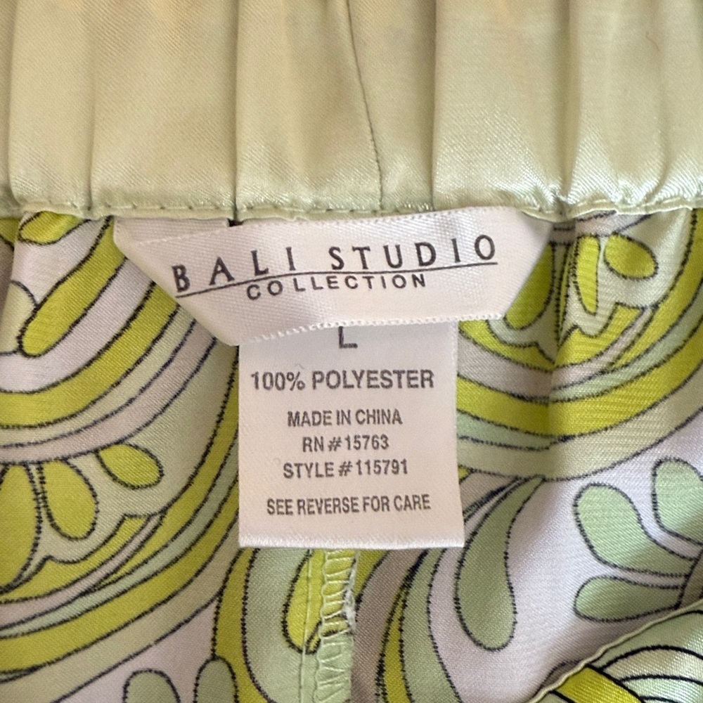 Bali Studio Green Patterned Pants - image 2